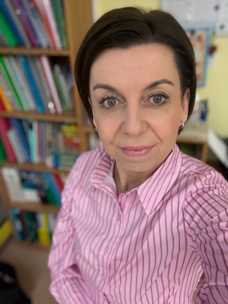 Mgr. Simona Gybasová